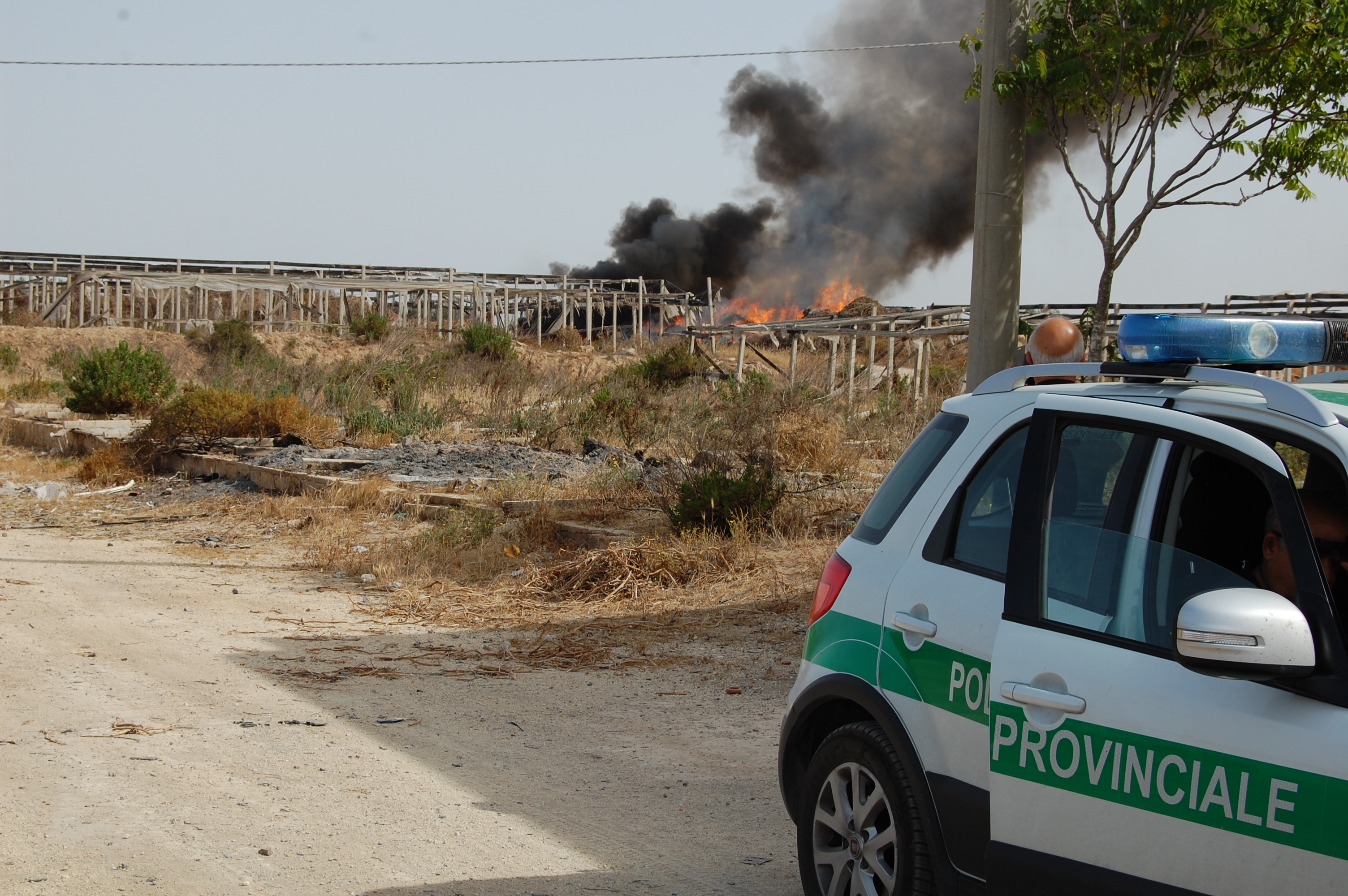 Fumarole: denunciati 11 titolari di aziende agricole