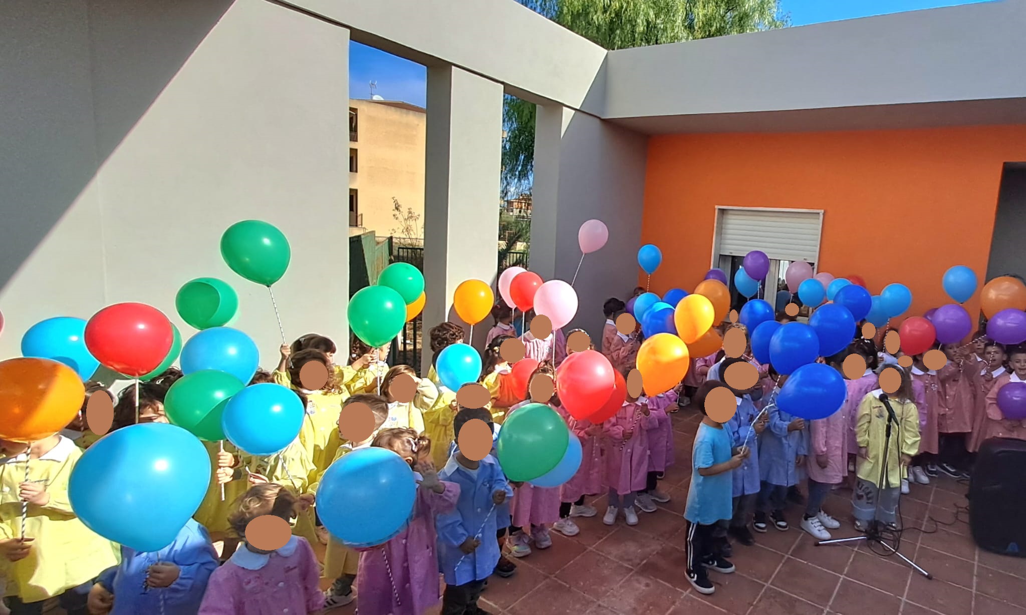 A Comiso una nuova scuola per l’infanzia. Consegnata ai bambini. FOTO