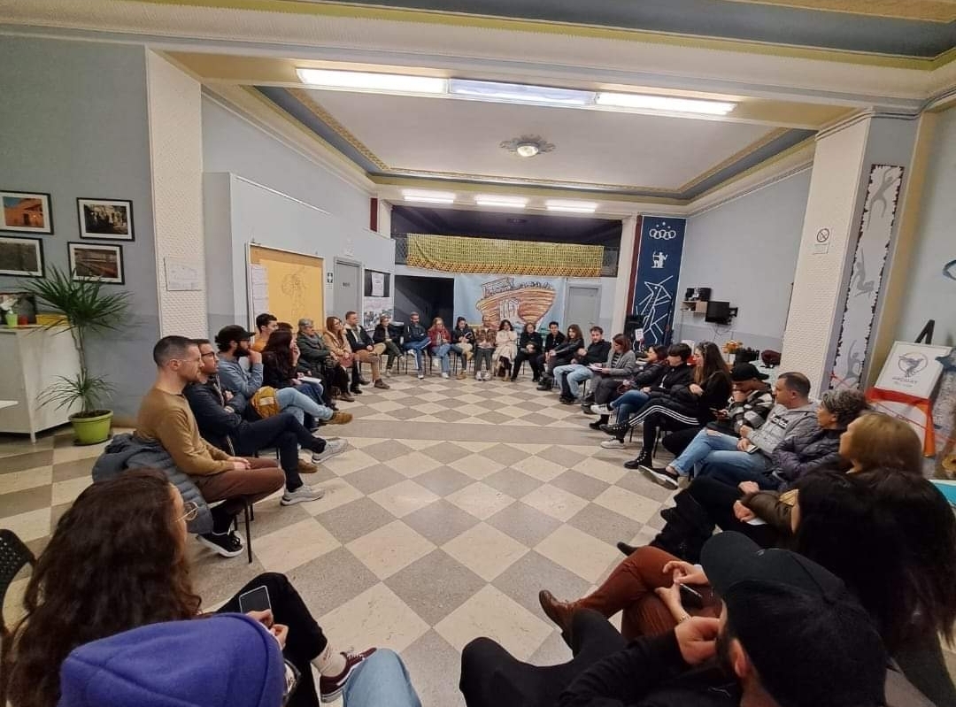 Arcigay attiva un servizio di ascolto psicologico e supporto legale contro le discriminazioni