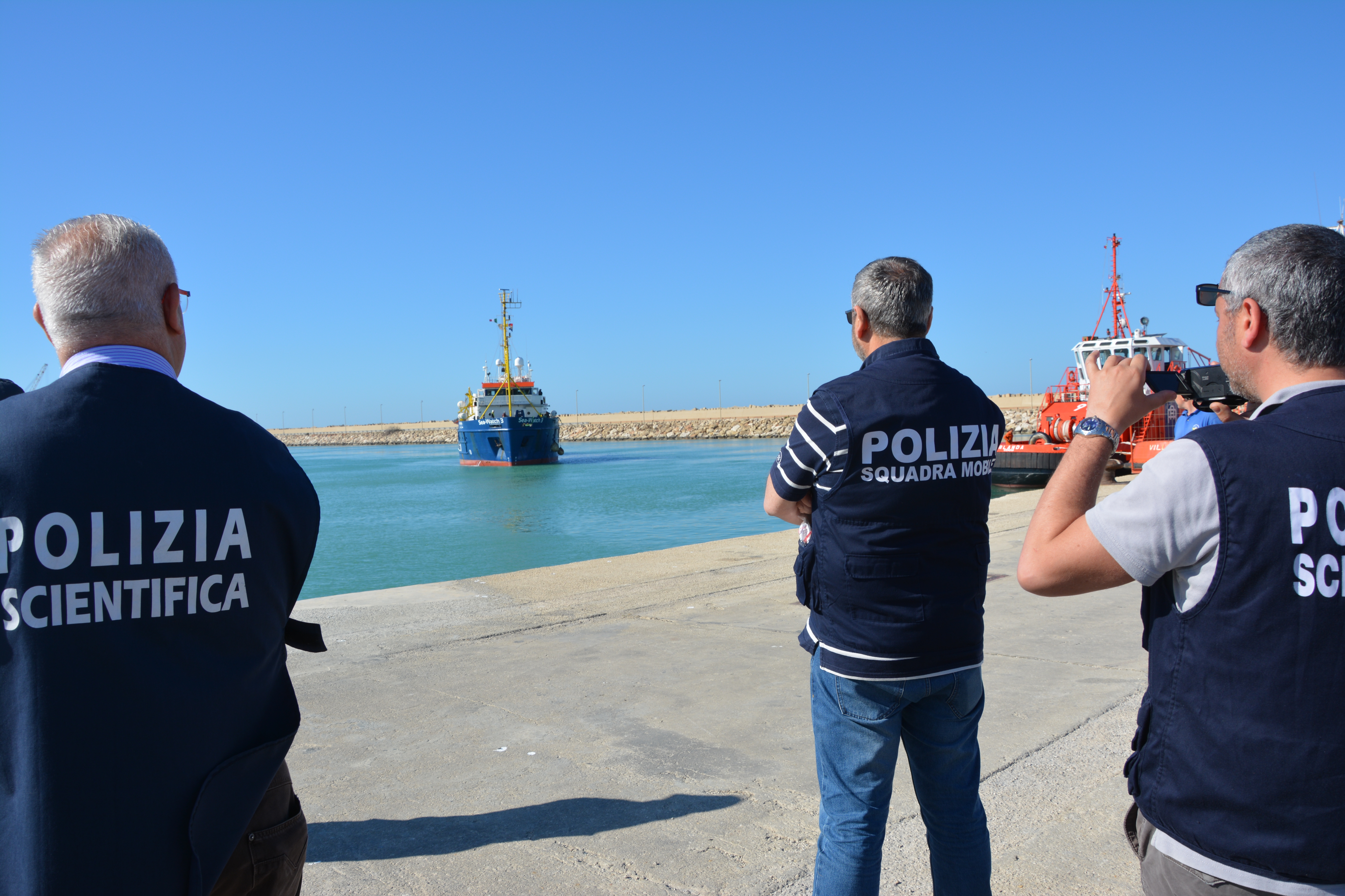 Polizia arresta presunto scafista egiziano