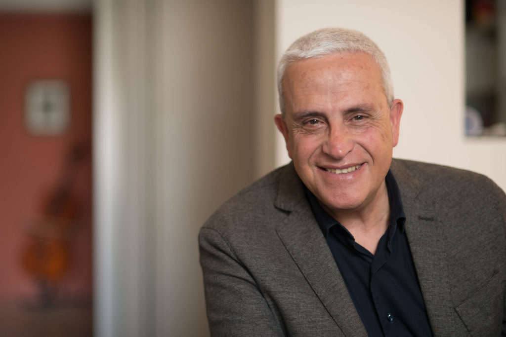 Roberto Alajmo presenta il suo ultimo libro a Scicli