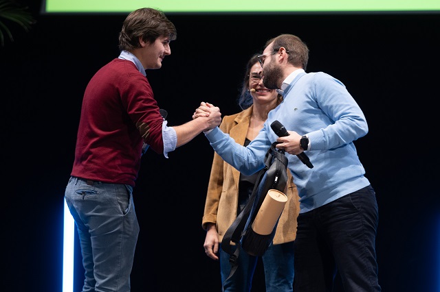 L’ispicese Oscar Distefano insignito del premio Giovani di Valore a Verona