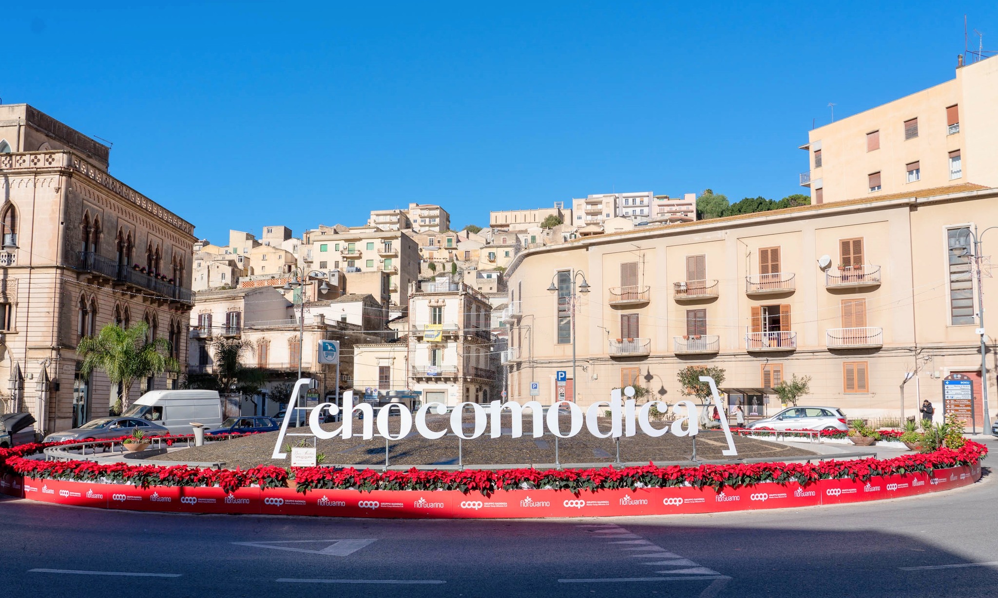 Inaugurato ChocoModica in programma dal 7 al 10 dicembre. Presente anche Renato Schifani. FOTO