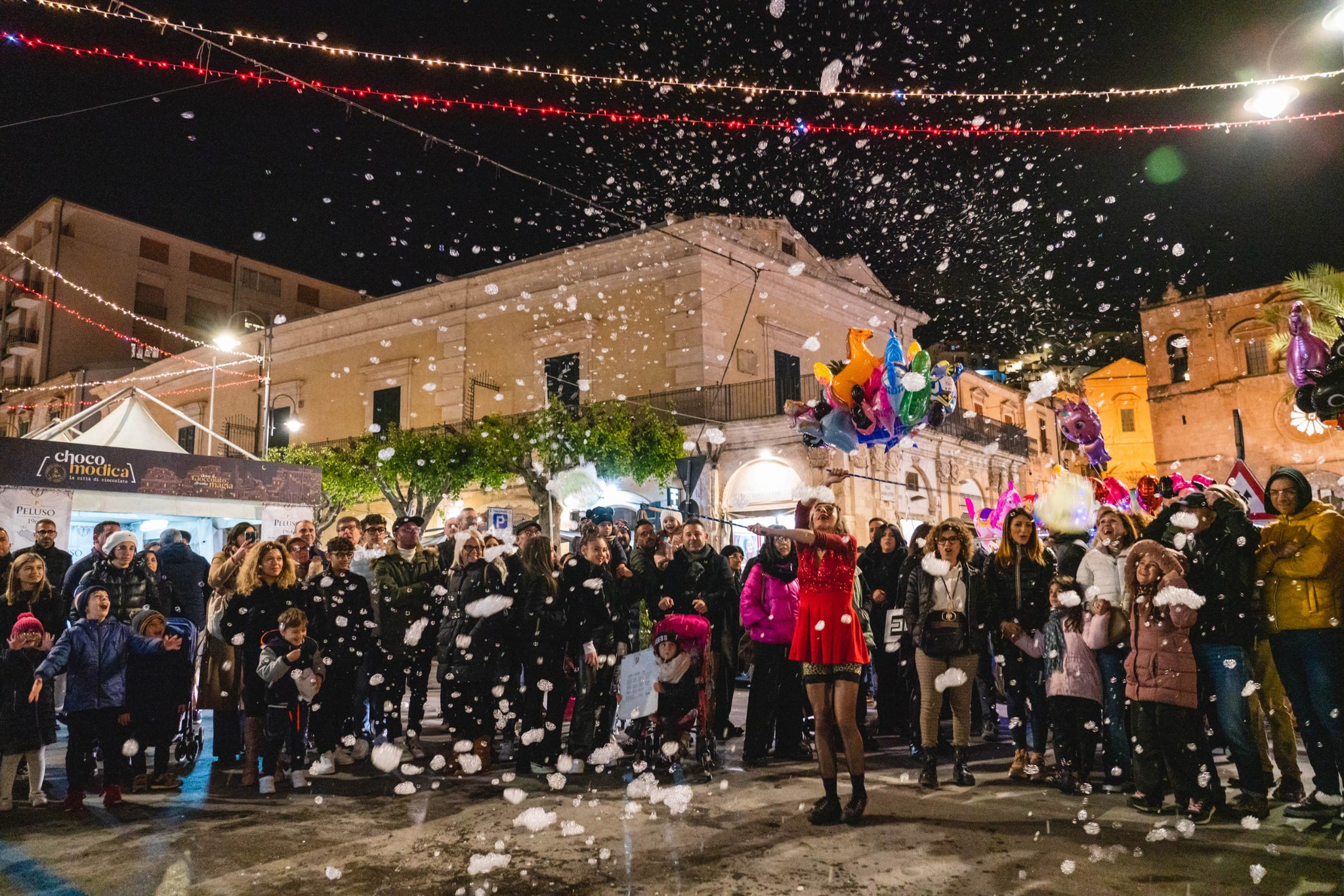 Doveva essere il ponte di ChocoModica: Modica offre ai turisti dj set e Halloween