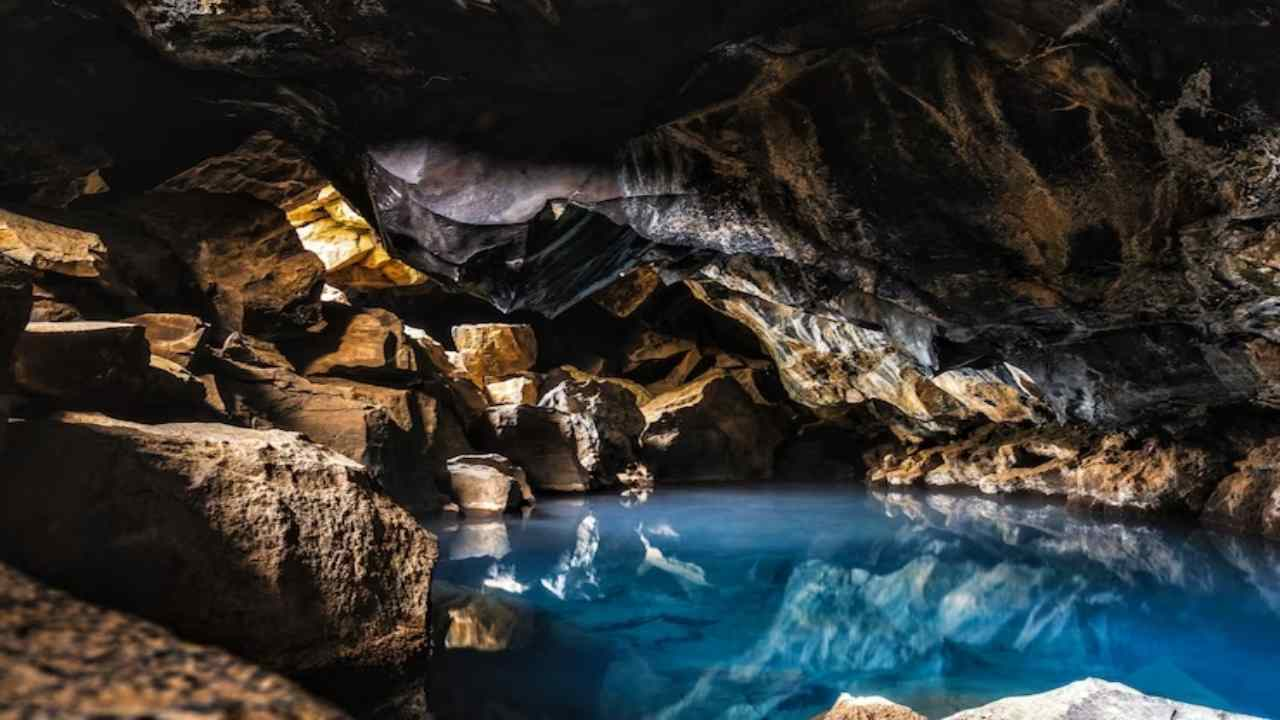Scoperto un mega giacimento d’acqua (forse potabile) proprio sotto i Monti Iblei