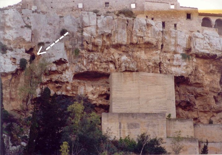 Si murò vivo nel cinquecento in una grotta a Scicli. Presto le visite a Scicli alla tomba del frate francese Giovanni Morifet