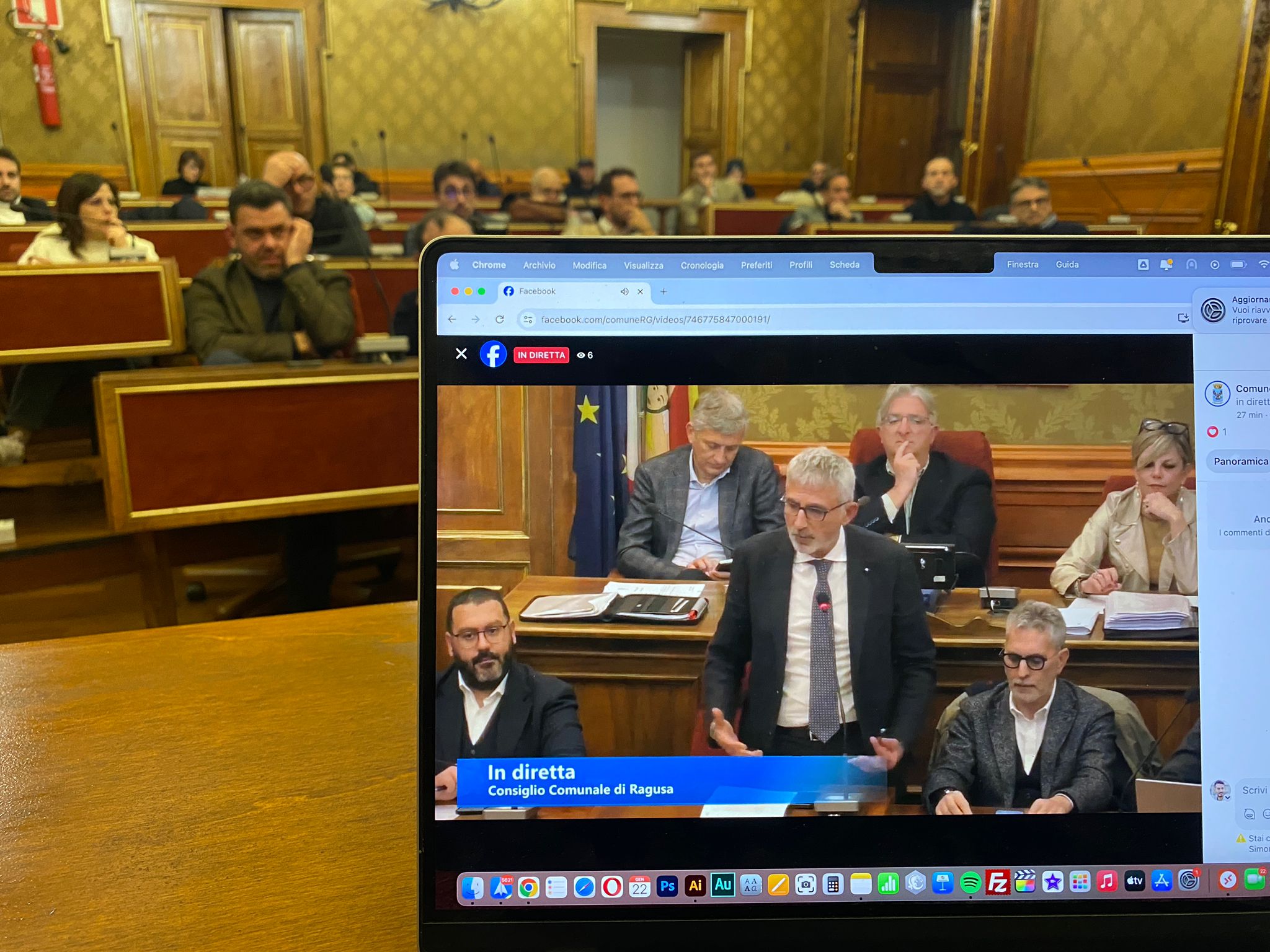 Sulla pagina facebook del Comune di Ragusa è possibile seguire le dirette del consiglio comunale