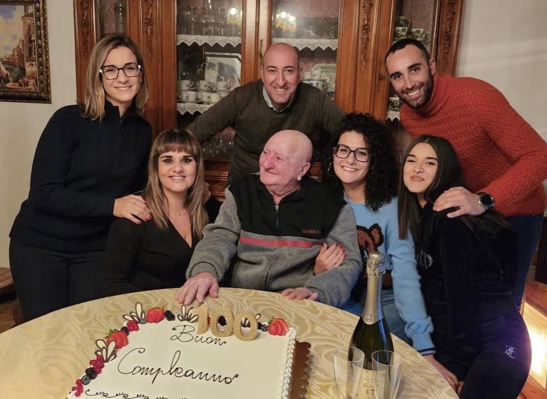 Modica: il signor Nino Noto festeggia 100 anni