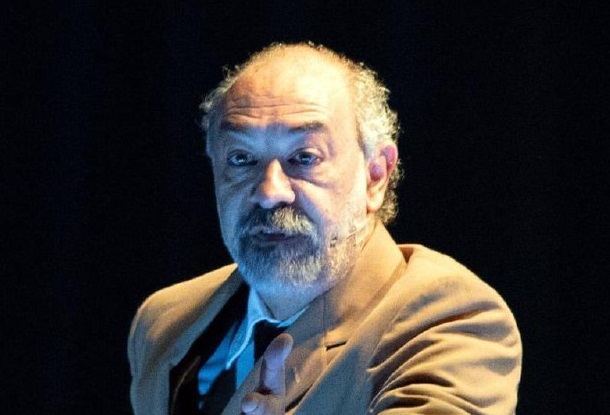 Melodica omaggia Giorgio Gaber, i suoi brani e le sue idee, con l’attore Alessandro Sparacino e il pianista Salvatore Giunta