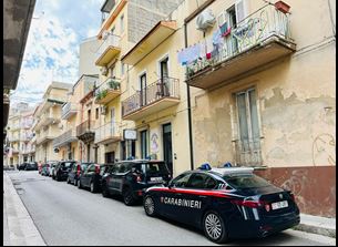 Sporcizia e mancata registrazione dei clienti. Denunciato gestore di un B&B a Ragusa