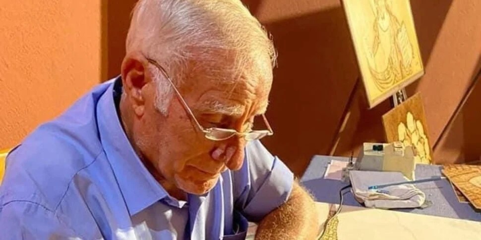 Morto l’artista modicano Luigi Occhipinti.  Col fuoco realizzava opere d’arte