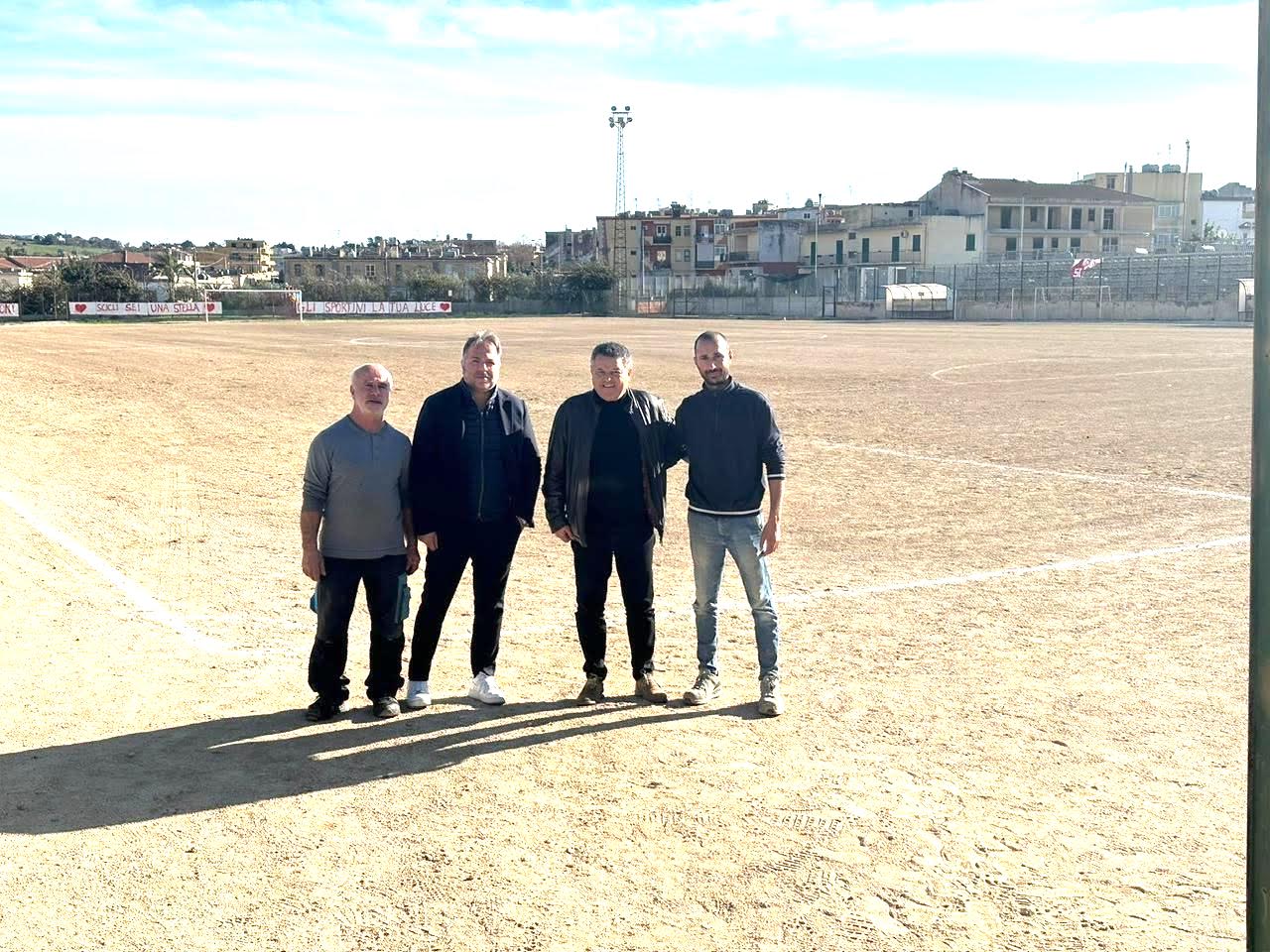 Luci a led nelle torre faro dello stadio Scapellato a Scicli. Consegnati i lavori