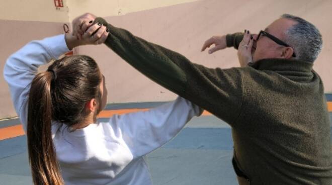 Inizia il corso di difesa personale rivolto agli operatori sanitari