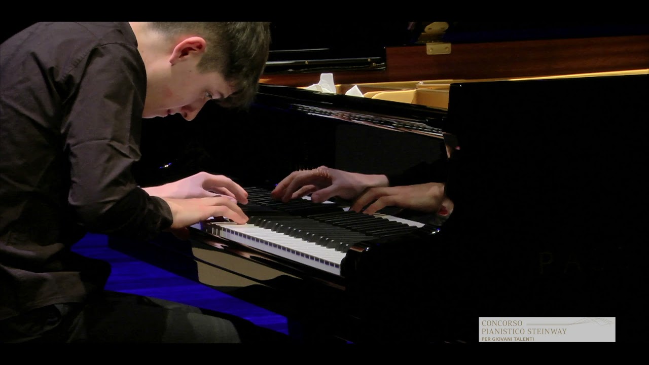 Il pianista Daniele Martinelli a palazzo Spadaro. Concerto sabato a Scicli