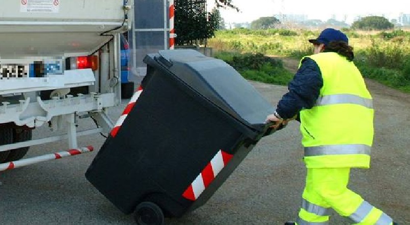 Straordinario non pagato: stato di agitazione dei netturbini ad Acate