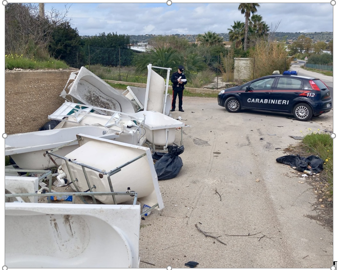 Una discarica abusiva individuata lungo il litorale di Marina di Ragusa