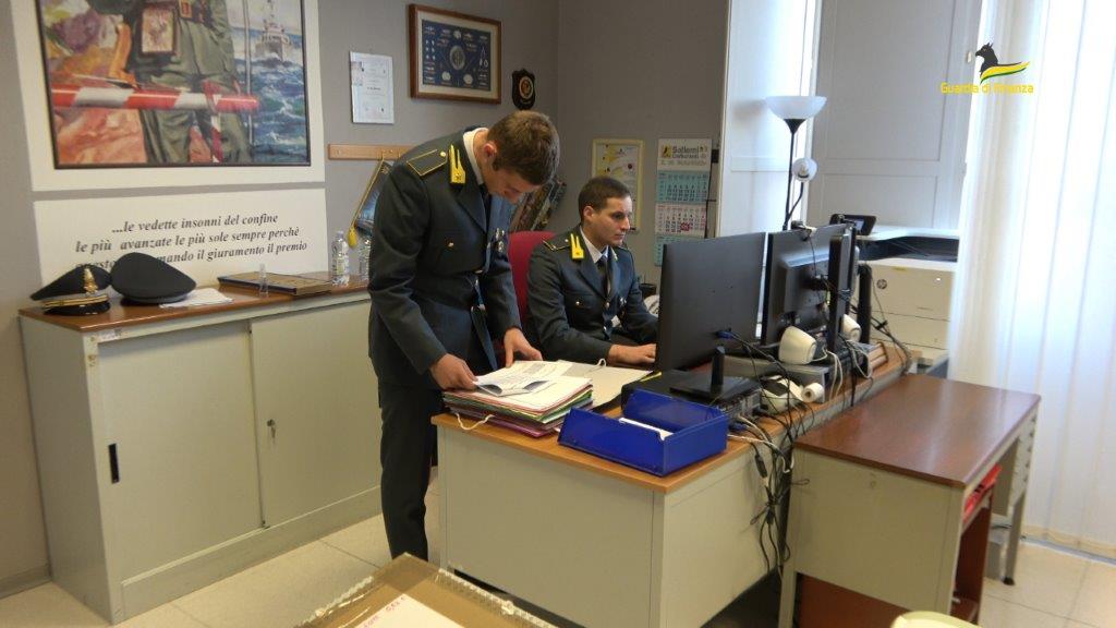 Fatture false, bancarotta fraudolenta e autoriciclaggio: sequestrati 800 mila euro a tre imprenditori vittoriesi