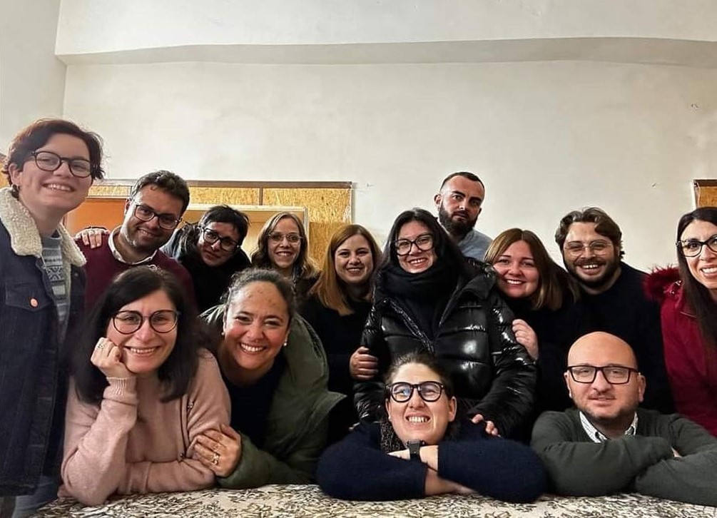 Dieci anni e non sentirli. I giovani di Tanit festeggiano il decennale fra cultura e turismo