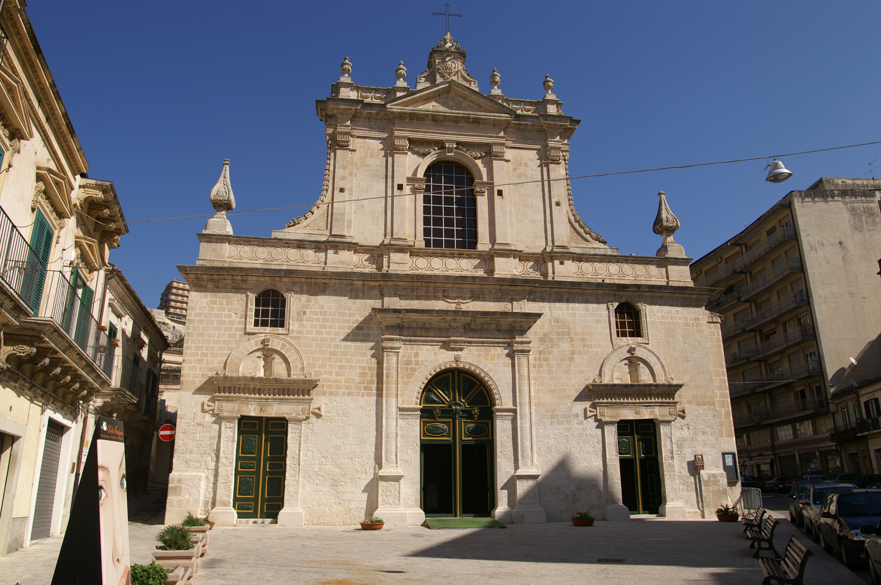 Anche Modica nel mirino. I ladri tentano di entrare nella chiesa di Santa Maria di Betlem. Non ci riescono