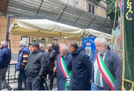 La protesta degli agricoltori della provincia di Ragusa arriva a Palermo