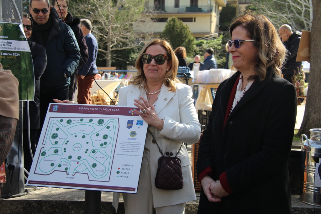 Modica: una mappa tattile per la villetta comunale di via Silla