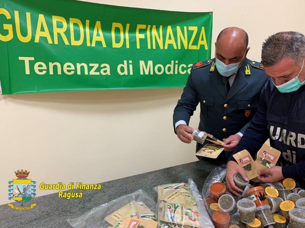 Cannabis ma senza alcun effetto ‘drogante’: assolto commerciante modicano
