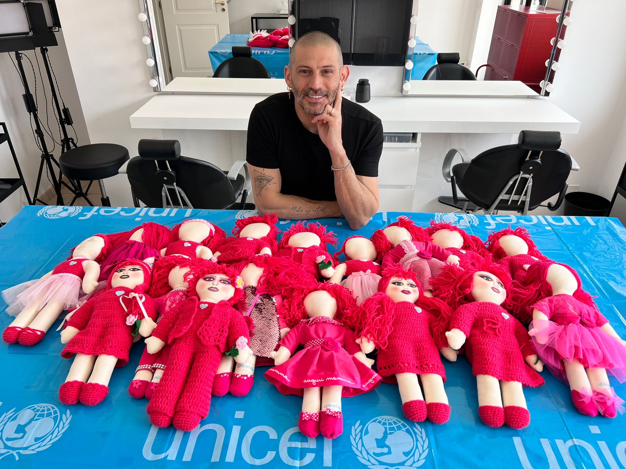 A Modica l’evento Pigotta dell’UNICEF Ragusa insieme al Make-up Artist Gianpiero Puma. I proventi andranno a Gaza
