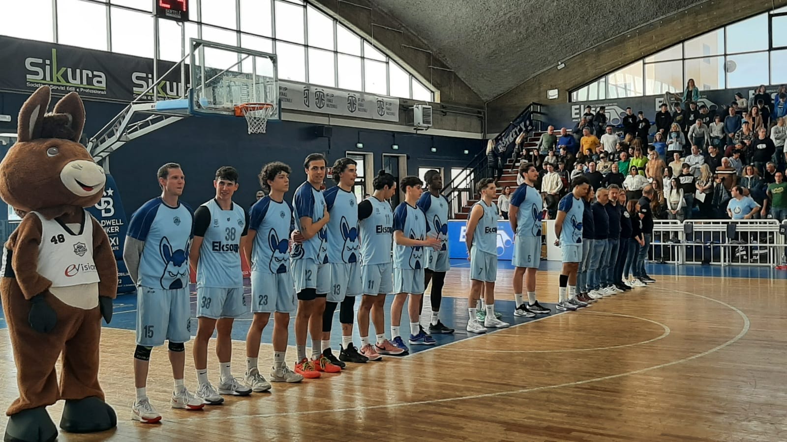La Virtus regola il conto con Angri: pubblico ‘sesto uomo’ in campo