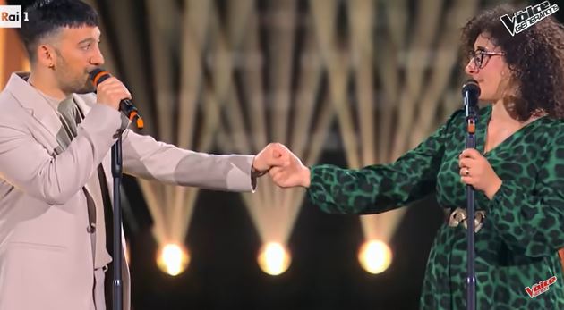 Giarratana a The Voice Generations: il bellissimo duetto di Giuseppe e la mamma Giovanna. VIDEO