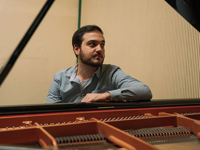 Concerto a palazzo Spadaro. Sabato alle 19 con Simone Ivaldi al pianoforte