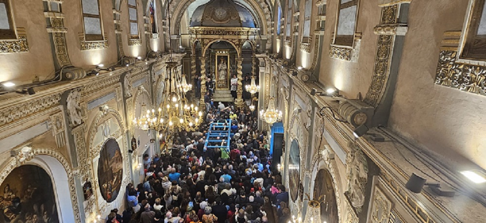 Centinaia di fedeli per il rito della “Svelata” della Madonna di Gulfi a Chiaramonte