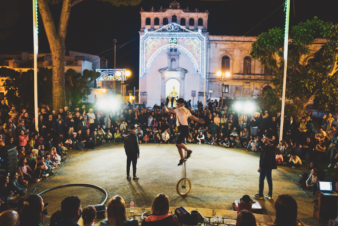 Scenica Festival 2024: sta per tornare il grande spettacolo delle arti della città di Vittoria