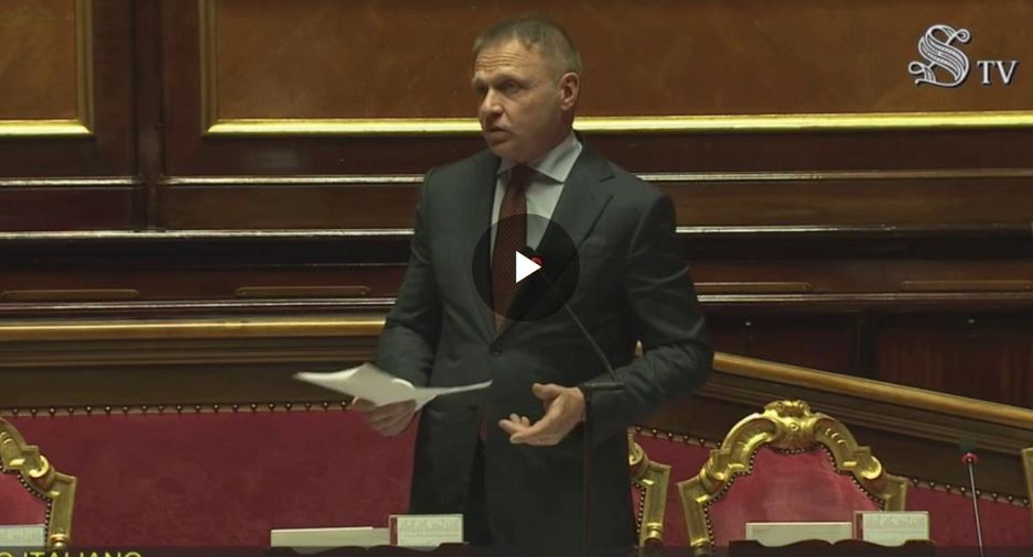L’incredibile gaffe del ministro Lollobrigida: “Per fortuna quest’anno la siccità ha colpito la Sicilia”