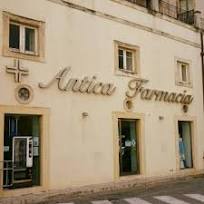 Furto in una farmacia a Scicli. Rubati cosmetici e prodotti per l’igiene e la cura del corpo