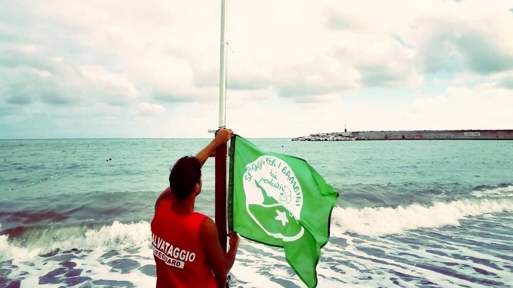 Su sei Comuni iblei sventola la Bandiera verde 2024 per spiagge a misura di bambini