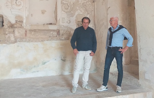 Pronto a nuova vita il convento della Croce a Scicli. Visita oggi del nuovo direttore del Parco Kamarina Cava Ispica, Carmelo Nicotra