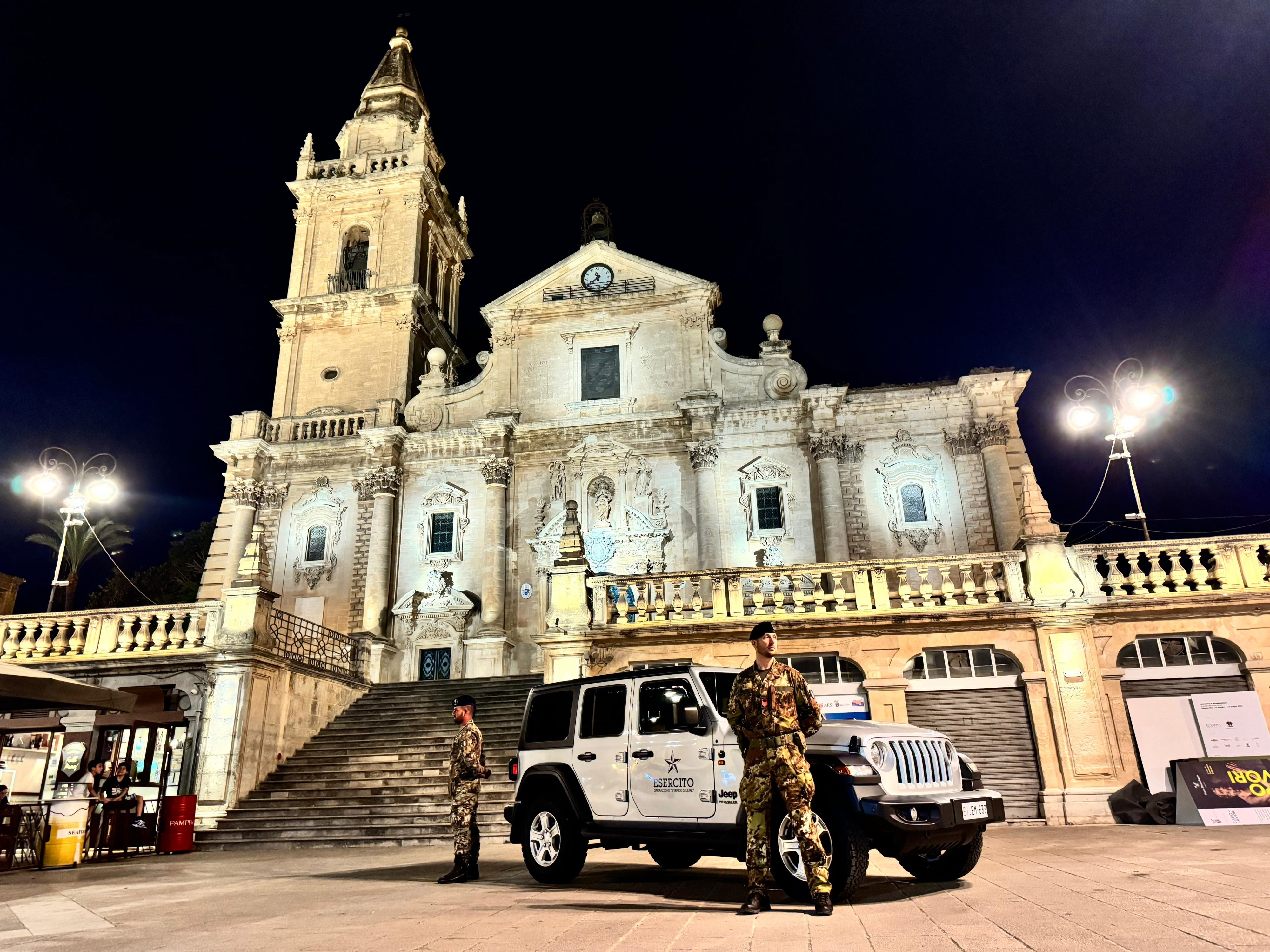 Operazione “Strade Sicure” in Sicilia: i “Lancieri Di Aosta” cedono il comando del Raggruppamento al 6° reggimento bersaglieri