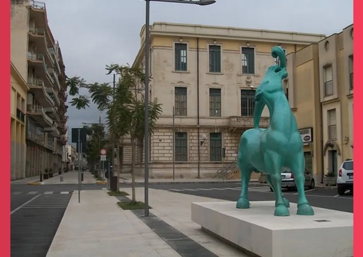 Vittoria: riaperta al traffico una parte di via Cavour, protesta la scuola Giovanni XXIII – Colonna
