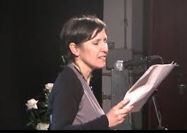 La Serenata dal balcone. Insolito spettacolo itinerante nel centro storico di Scicli con l’attrice Carmela Buffa Galleo
