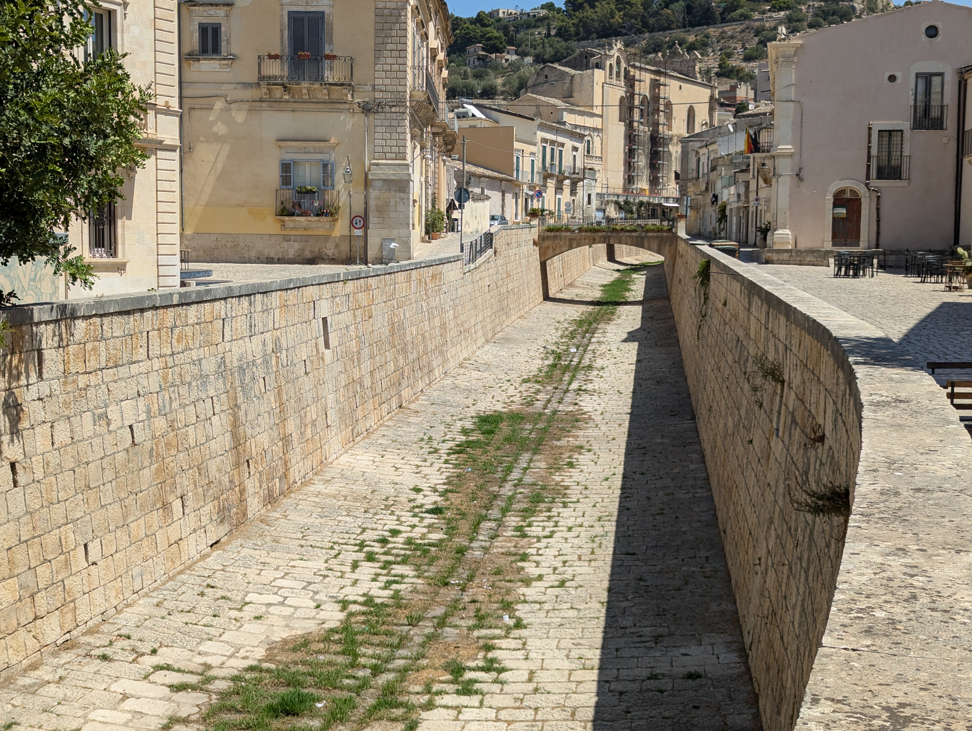 Le vie storiche dell’acqua a Scicli. Passeggiata di “Agire” in programma il 21 agosto