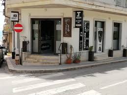 Furto in bar-tabaccheria a Donnalucata. In corso la quantificazione del bottino e lo studio della dinamica
