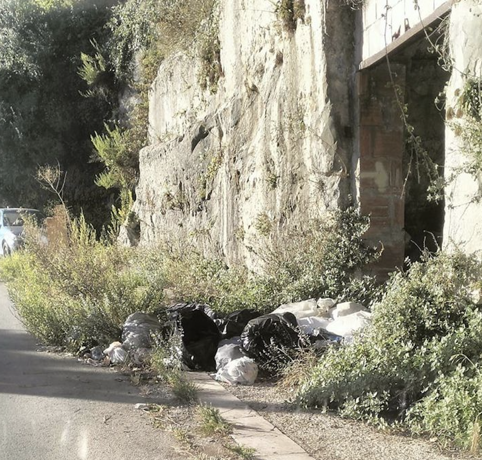 Via Monelli a Ragusa in condizioni di degrado: “Esiste un progetto per la messa in sicurezza di 300 mila euro”
