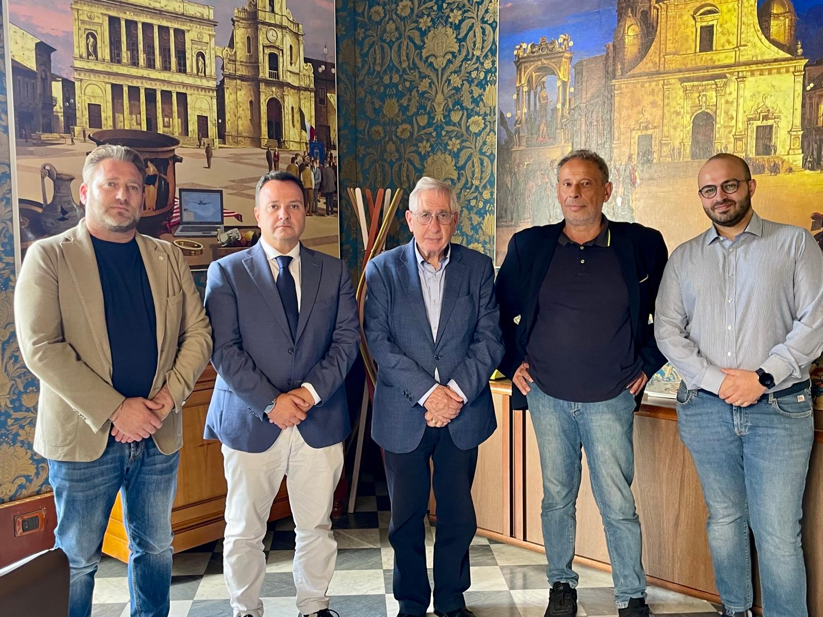 Vittoria mercato senza pace. Due componenti si dimettono. Statelli è il nuovo presidente