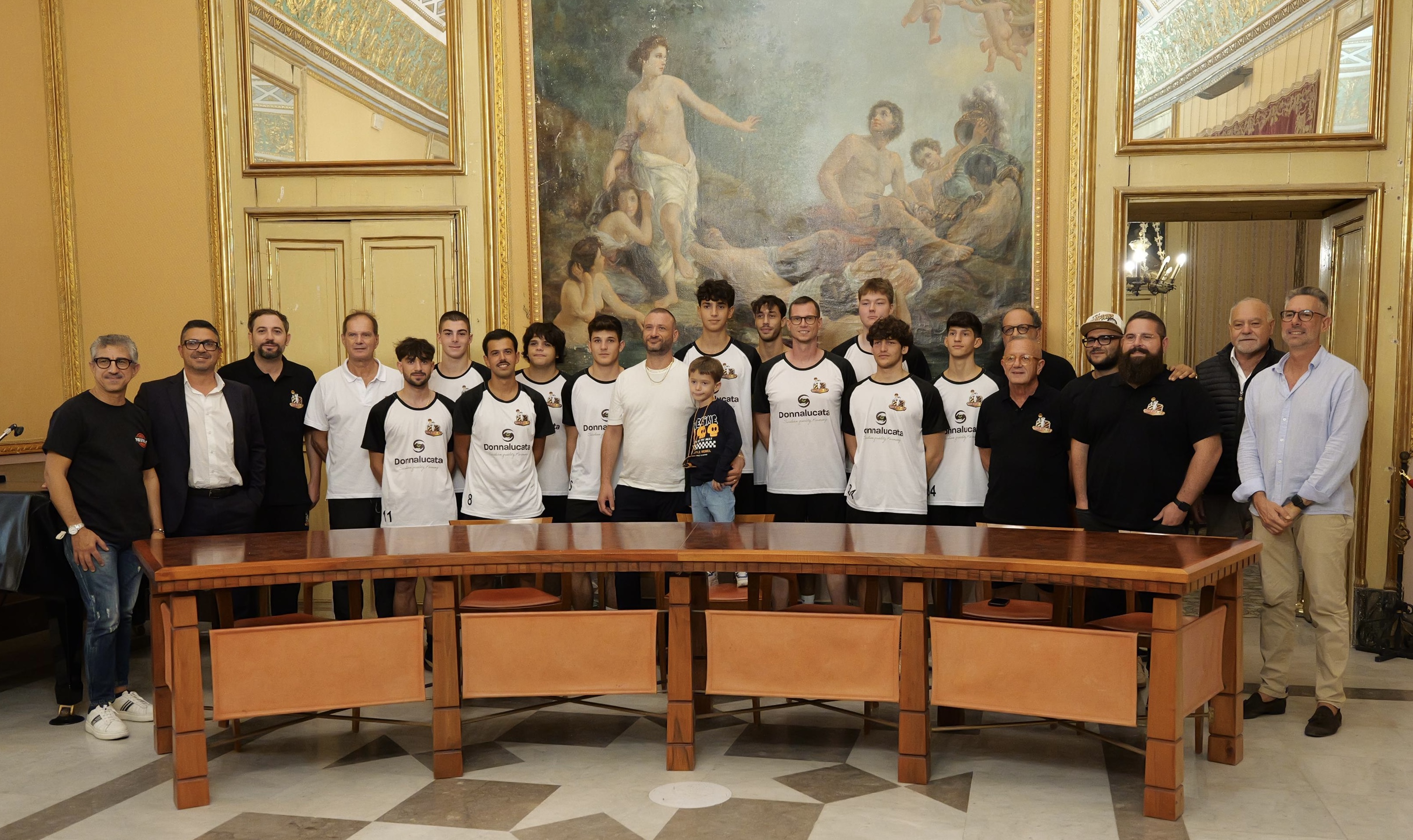 Alla vigilia di inizio campionato la Meerkat Scicli basket presentata alla città