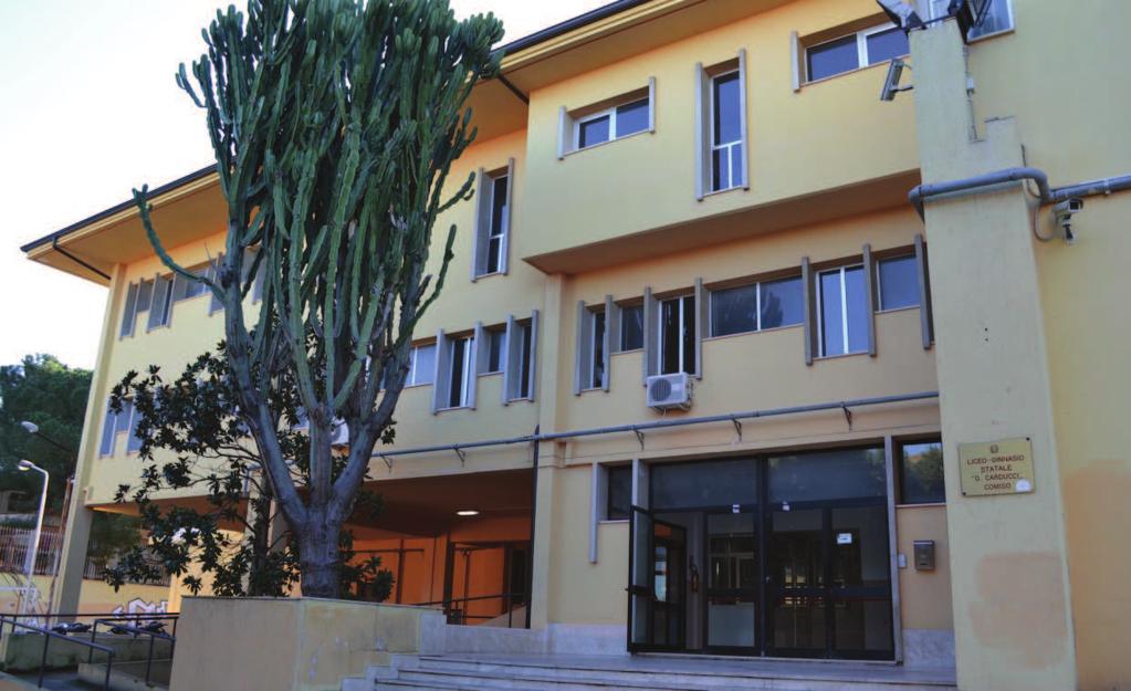 L’odissea del liceo Carducci di Comiso: trovata una soluzione. Avrà le aule fino a giugno