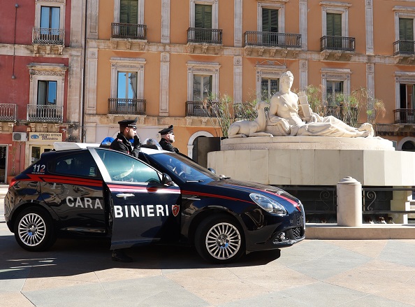 Tentano di rubare una minicar a Comiso: tre vittoriesi, tutti minorenni, arrestati