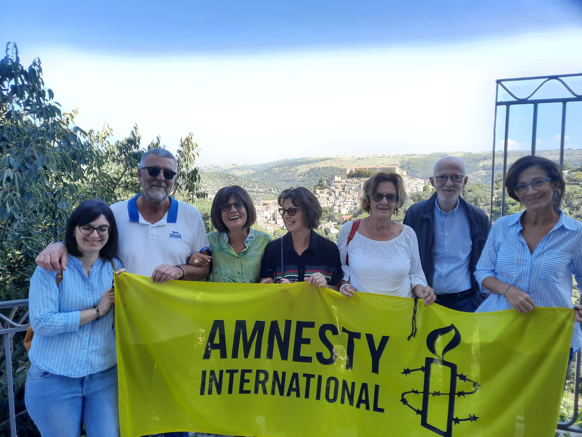 Festa per 25esimo anniversario Amnesty gruppo 228