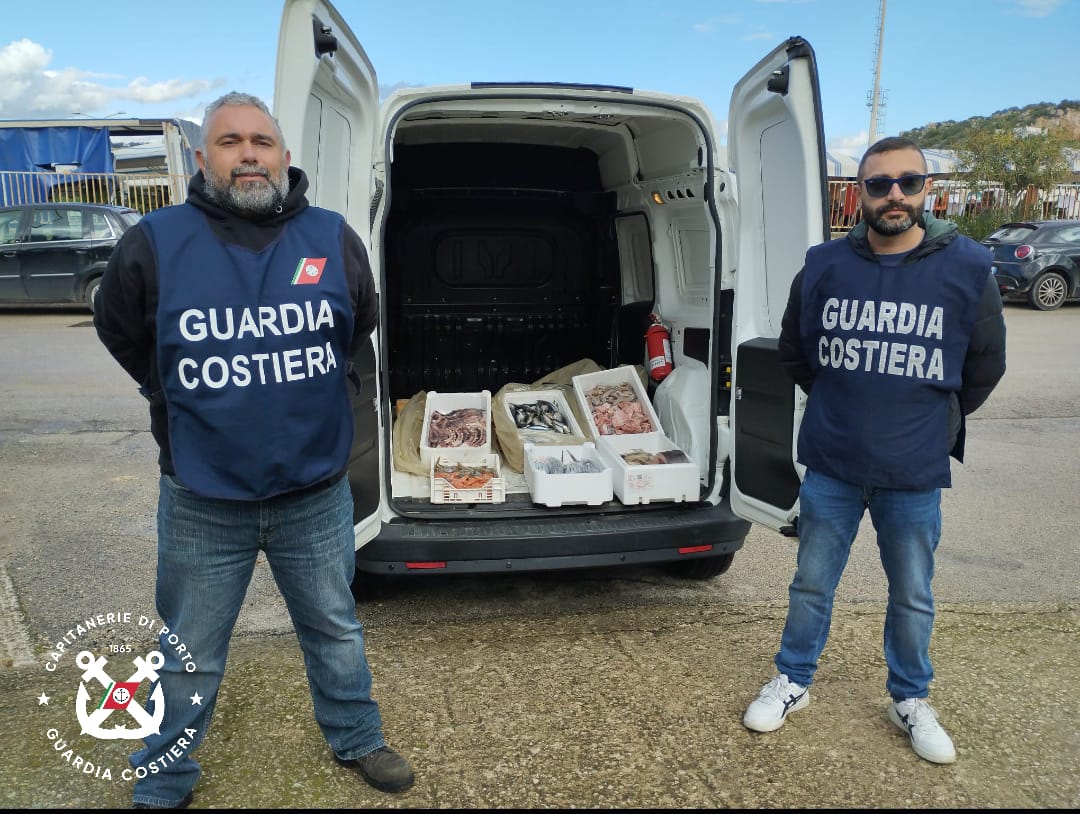Operazione “e-FISHING” della Guardia Costiera: nel ragusano, sequestrati 150 kg di prodotti ittici