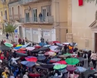 Comiso: “a ittata re nuciddi” nella vigilia di Santa Lucia