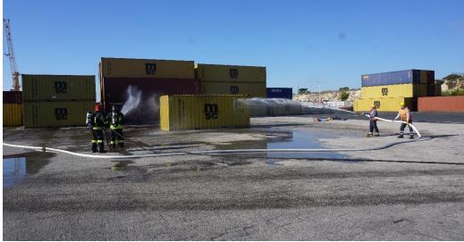 Container in fiamme: esercitazione antincendio al porto di Pozzallo
